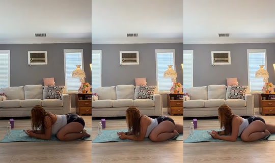 missflexxy TikTok Live — Sep 1, 2026, 8:55 PM