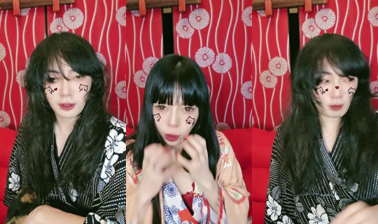 mizuiroakamichiru TikTok Live — Oct 4, 2026, 11:42 AM