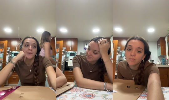 mmenciadelpilar TikTok Live — Aug 24, 2026, 6:31 PM