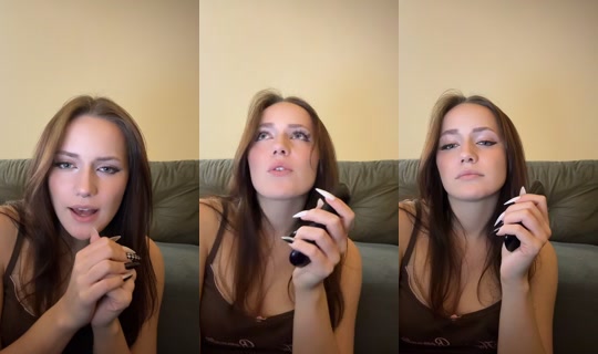 mmm.pomegranates TikTok Live — Oct 7, 2026, 2:23 AM