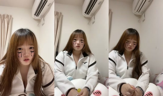 mo____ka.07 TikTok Live — Sep 29, 2026, 7:23 PM