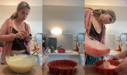 moii6122 TikTok Live — Oct 4, 2026, 1:02 PM