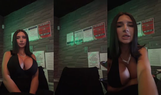 mollykazi TikTok Live — Aug 24, 2026, 9:30 PM