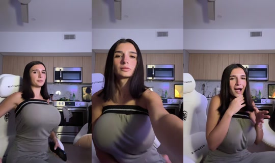 mollykazi TikTok Live — Oct 2, 2026, 5:38 AM