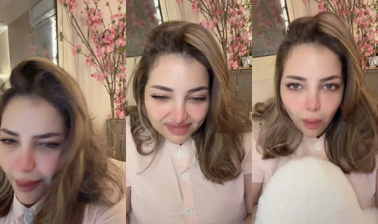 moly.a900 TikTok Live — Oct 4, 2026, 7:32 PM