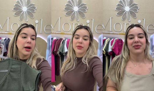 momile.moda TikTok Live — Aug 26, 2026, 1:37 PM