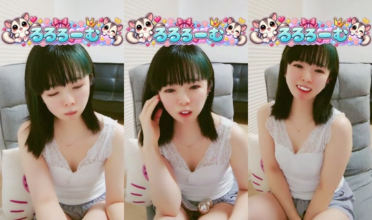 momo_channel1017 TikTok Live — Aug 24, 2026, 11:12 AM