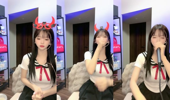 momokamomo11 TikTok Live — Aug 21, 2026, 3:17 PM