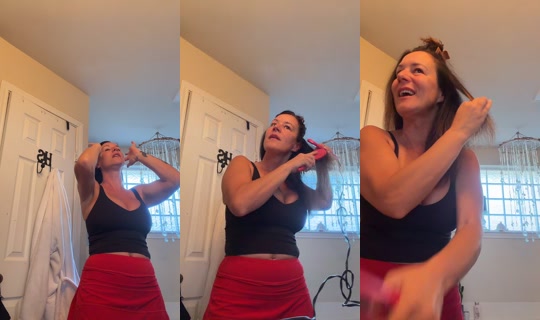 moms_gym_life TikTok Live — Aug 31, 2026, 2:05 PM