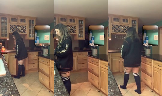 moniart87 TikTok Live — Oct 8, 2026, 3:10 AM