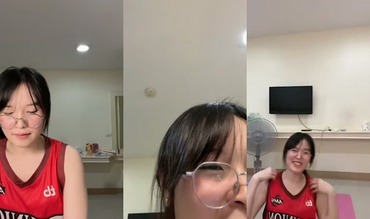 moomu.u TikTok Live — Sep 25, 2026, 2:47 PM