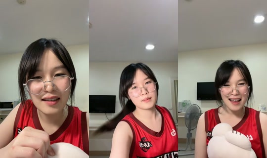 moomu.u TikTok Live — Sep 25, 2026, 3:38 PM