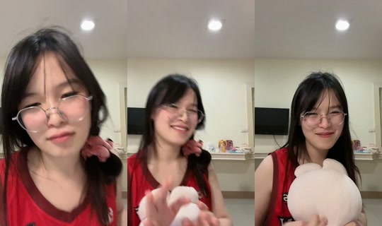 moomu.u TikTok Live — Sep 25, 2026, 5:19 PM