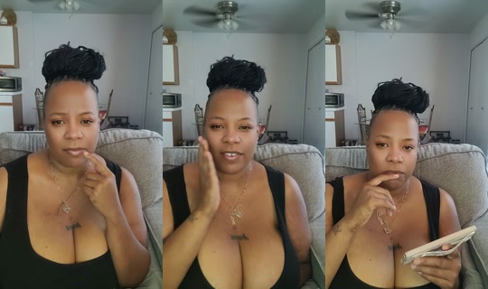 moon_star_310 TikTok Live — Aug 21, 2026, 11:04 PM