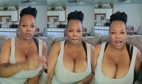 moon_star_310 TikTok Live — Aug 31, 2026, 11:13 PM