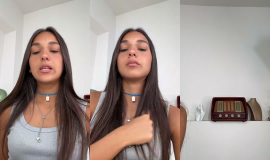 moonashop_ TikTok Live — Aug 24, 2026, 1:42 PM