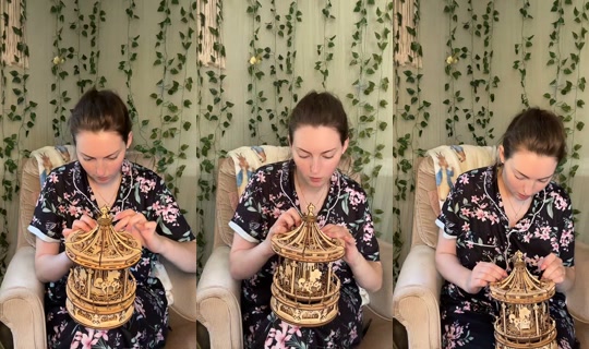 moorer_reading TikTok Live — Oct 1, 2026, 6:01 PM