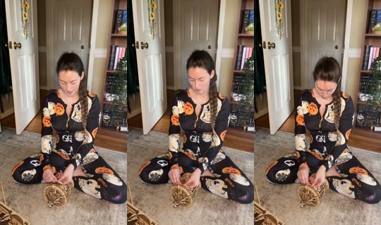 moorer_reading TikTok Live — Oct 1, 2026, 9:27 PM