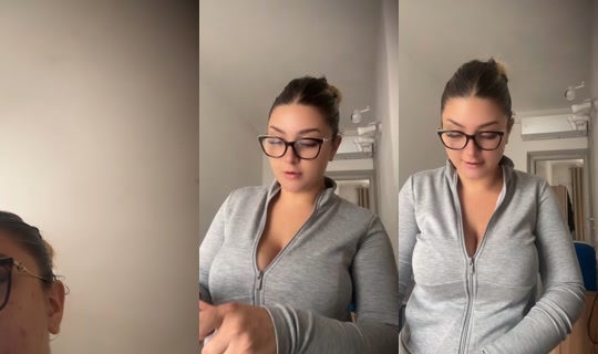 moreeefayos TikTok Live — Oct 8, 2026, 10:09 AM