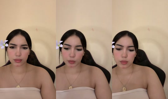 mounia.m9 TikTok Live — Oct 5, 2026, 5:35 PM