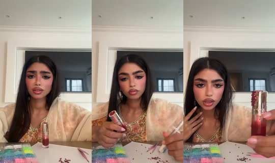 mryom.kh TikTok Live — Aug 21, 2026, 12:11 PM