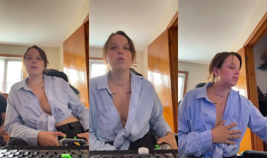 mymyxoxx TikTok Live — Aug 23, 2026, 5:55 PM