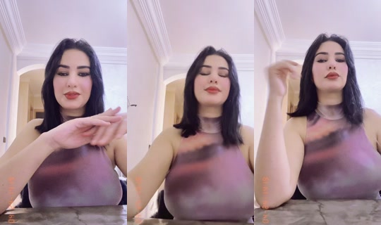 nadia.choukri4 TikTok Live — Oct 1, 2026, 2:11 PM