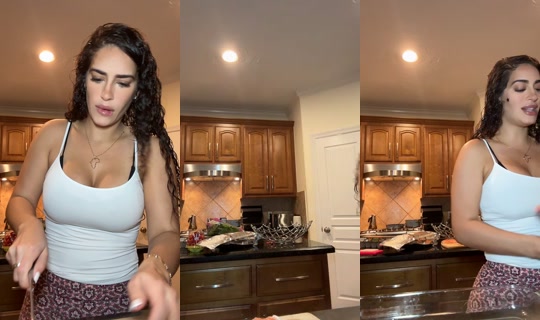 natachaeleana TikTok Live — Oct 6, 2026, 12:18 AM
