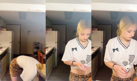 natalieloves._you TikTok Live — Oct 8, 2026, 4:49 PM