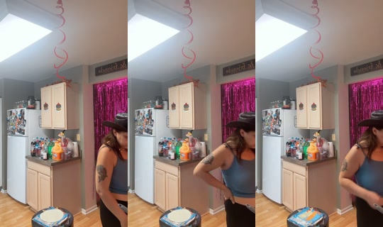 nikki.piven TikTok Live — Aug 30, 2026, 10:23 PM