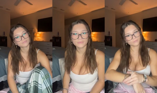 notlainie TikTok Live — Oct 8, 2026, 11:22 PM