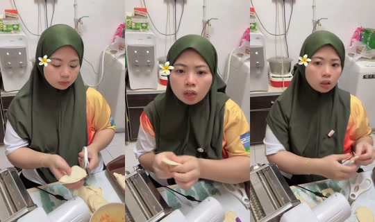 nrlyaya98 TikTok Live — Oct 2, 2026, 12:50 PM