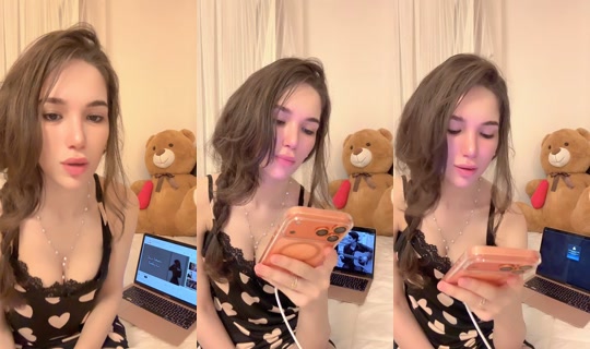 nur_62932 TikTok Live — Aug 22, 2026, 7:06 PM