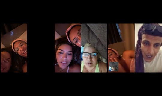 nurialove_ TikTok Live — Sep 21, 2026, 7:56 PM