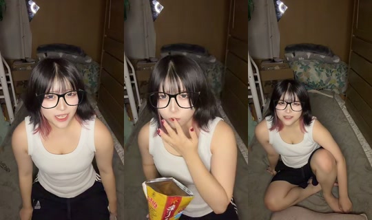 nya7xl TikTok Live — Oct 7, 2026, 11:40 AM