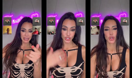 officialjanicek TikTok Live — Oct 4, 2026, 10:03 PM