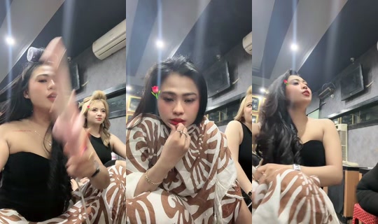 olive17776 TikTok Live — Oct 3, 2026, 4:42 PM