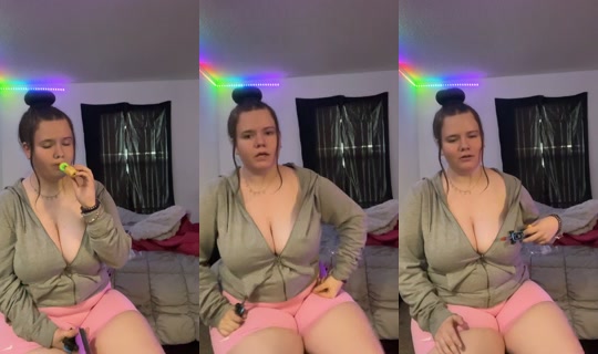oliviaaa._2005 TikTok Live — Sep 28, 2026, 11:00 PM