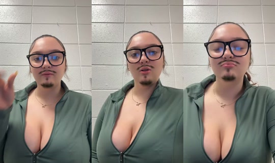 onlymmarie TikTok Live — Aug 20, 2026, 1:25 PM
