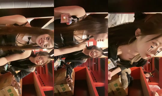 osaka_yakibunny TikTok Live — Oct 2, 2026, 12:04 PM