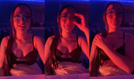 paigepederson___ TikTok Live — Oct 1, 2026, 7:21 AM