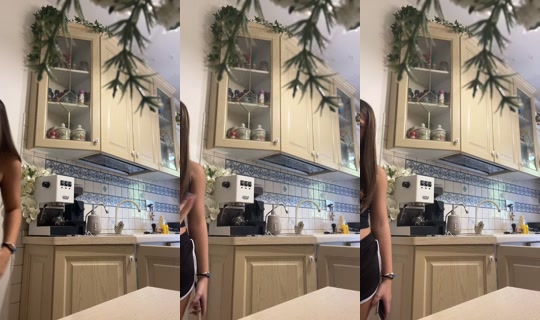 paolaeaury TikTok Live — Sep 15, 2026, 11:49 AM