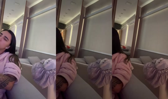 paullinha.bastos TikTok Live — Oct 9, 2026, 6:45 PM