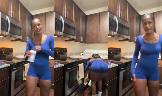 payyelise TikTok Live — Sep 21, 2026, 10:52 PM