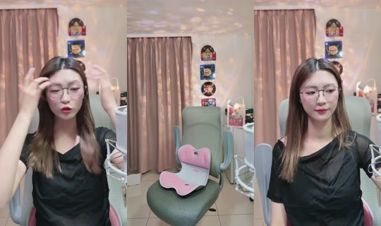 peach_0222 TikTok Live — Oct 2, 2026, 11:34 AM
