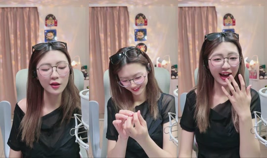 peach_0222 TikTok Live — Oct 2, 2026, 2:55 PM