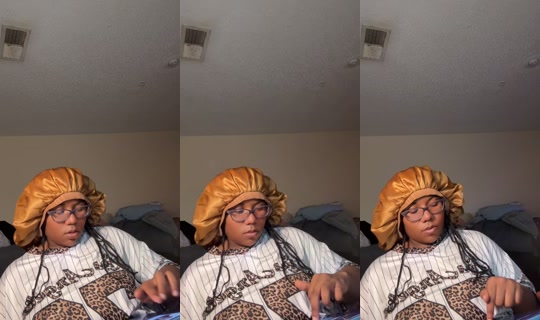 peachy_daone TikTok Live — Oct 4, 2026, 12:31 AM