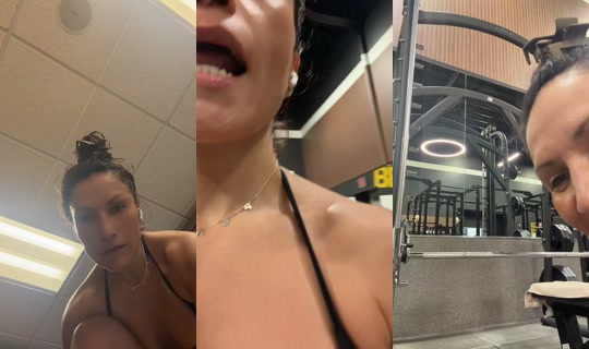 peeachy891 TikTok Live — Oct 3, 2026, 7:51 PM