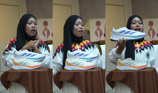 peemondayz TikTok Live — Aug 25, 2026, 12:04 PM