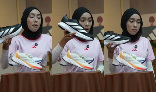 peemondayz TikTok Live — Aug 26, 2026, 10:46 AM